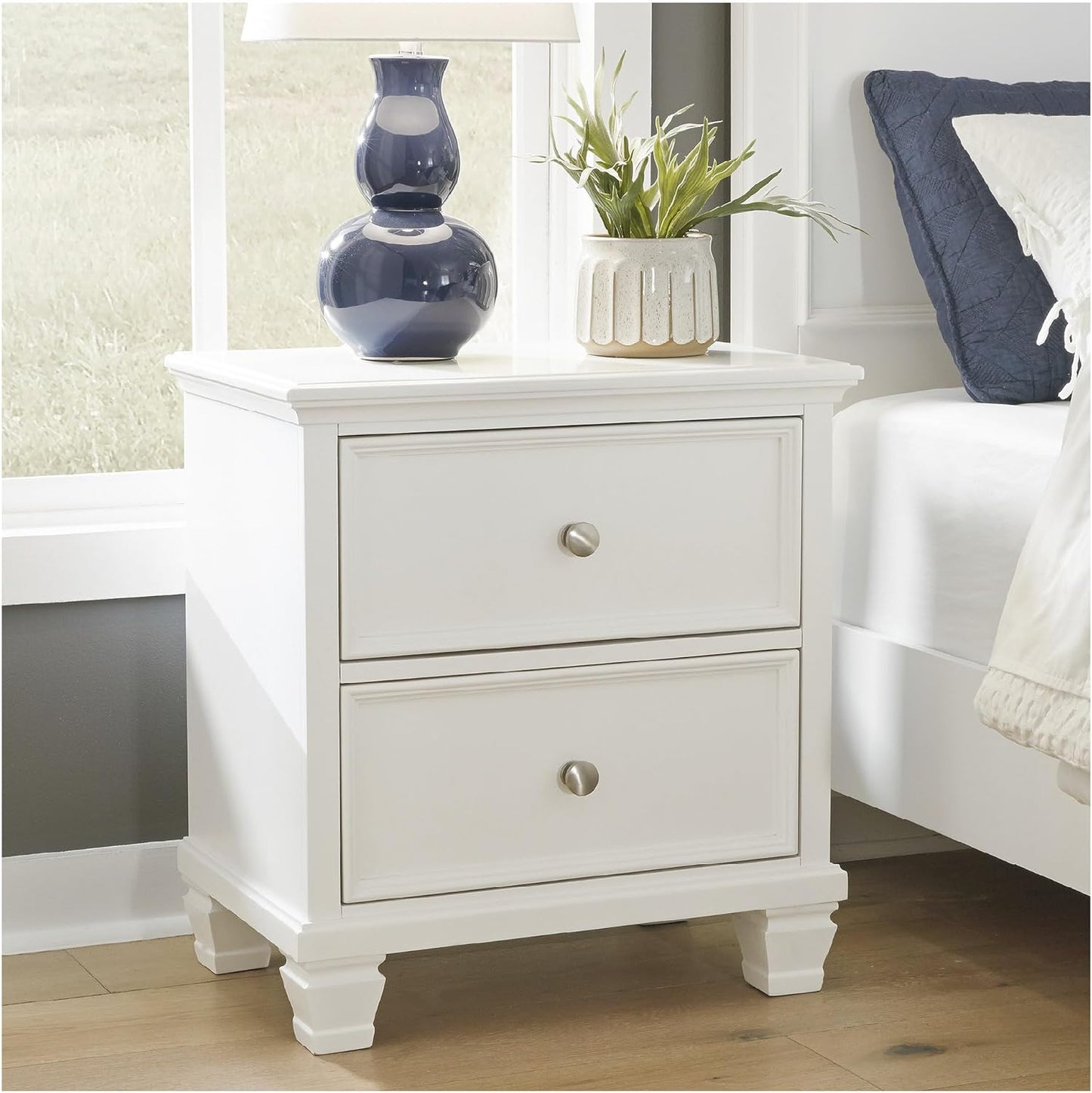 Signature Design by Ashley Fortman Traditional 2 Drawer Night Stand, White
